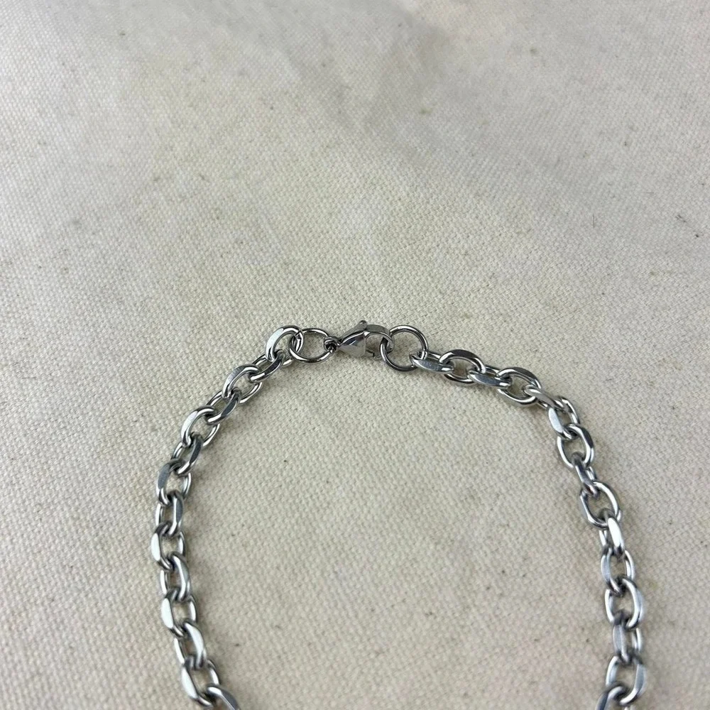 N/A bracelets are